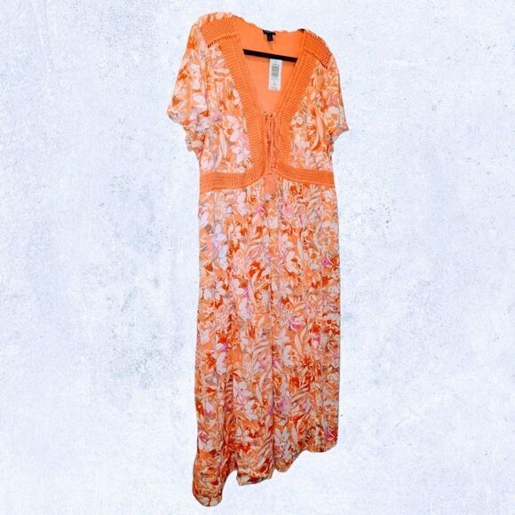 TORRID PLUS SIZE LACE- UP TEA LENGTH CRINKLE GAUZE FLORAL CORAL DRESS. - Picture 9 of 16